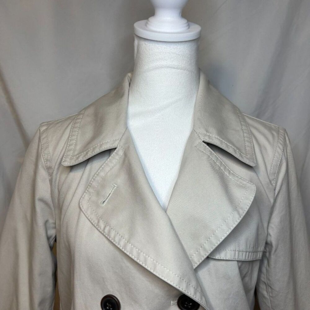 GAP Beige Button Up Nylon Short Trench Coat Womens Collared Jacket Stylish - Picture 3 of 8